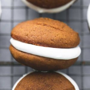 Gingerbread Whoopie Pies | lecremedelacrumb.com