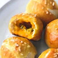 Cheddar Jalapeno Pretzel Bites | lecremedelacrumb.com