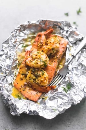 Garlic Dijon Shrimp & Salmon Foil Packs | lecremedelacrumb.com