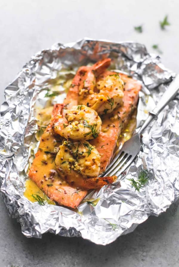 Garlic Dijon Shrimp & Salmon Foil Packs | lecremedelacrumb.com