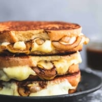French Onion Grilled Cheese | lecremedelacrumb.com