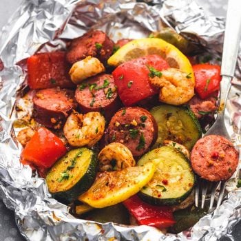 Shrimp Sausage and Veggie Foil Packs | lecremedelacrumb.com