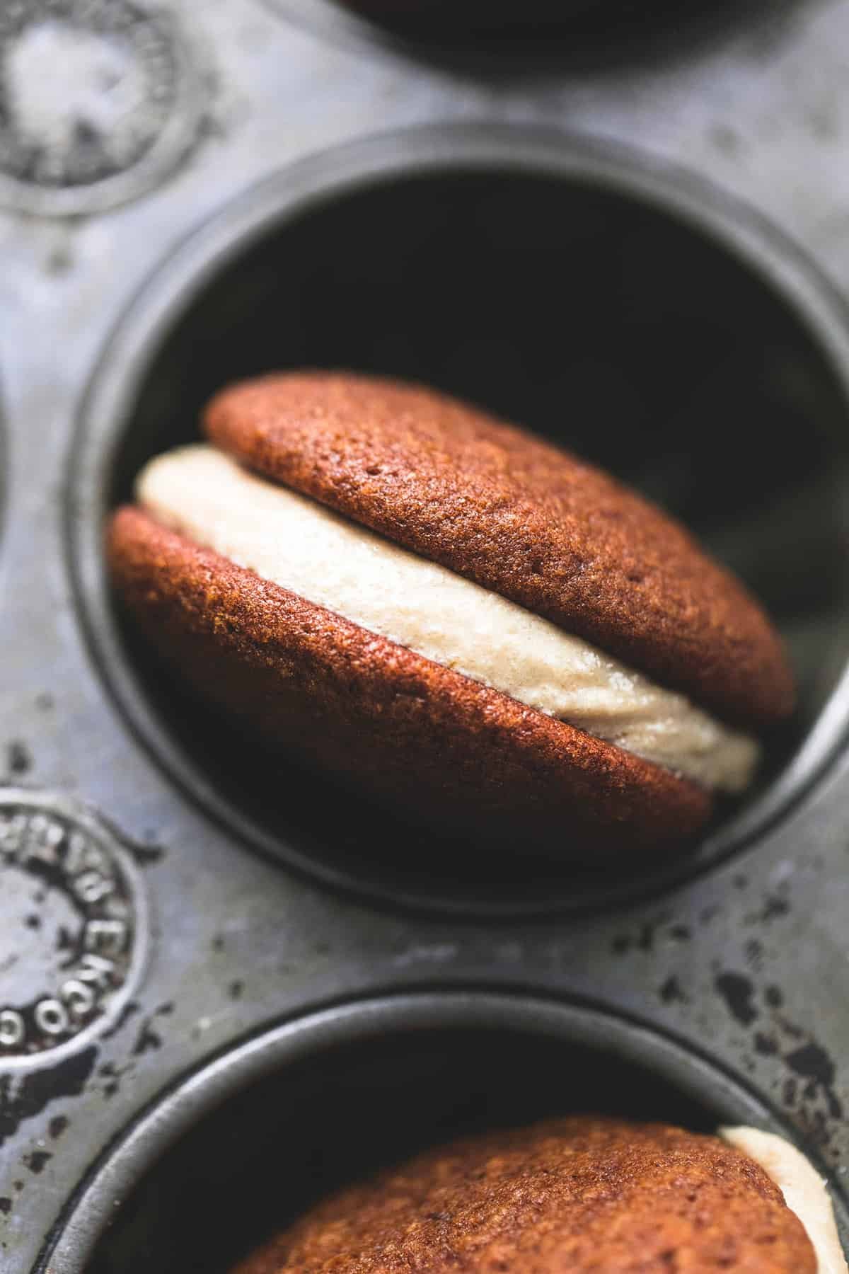 Easy Gingerbread Cheesecake Cups and Whoopie Pies with Caramel Frosting recipe | lecremedelacrumb.com