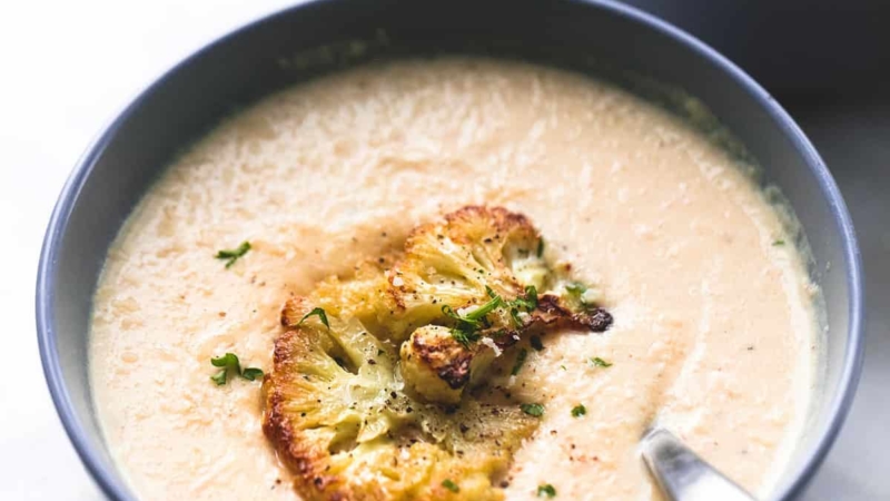 Easy and tasty Roasted Cauliflower Soup recipe | lecremedelacrumb.com