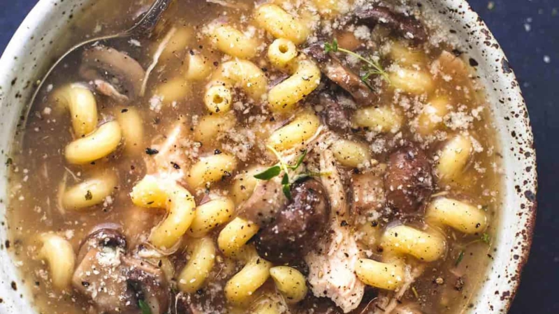 Easy Instant Pot or Slow Cooker Chicken Marsala Soup recipe | lecremedelacrumb.com