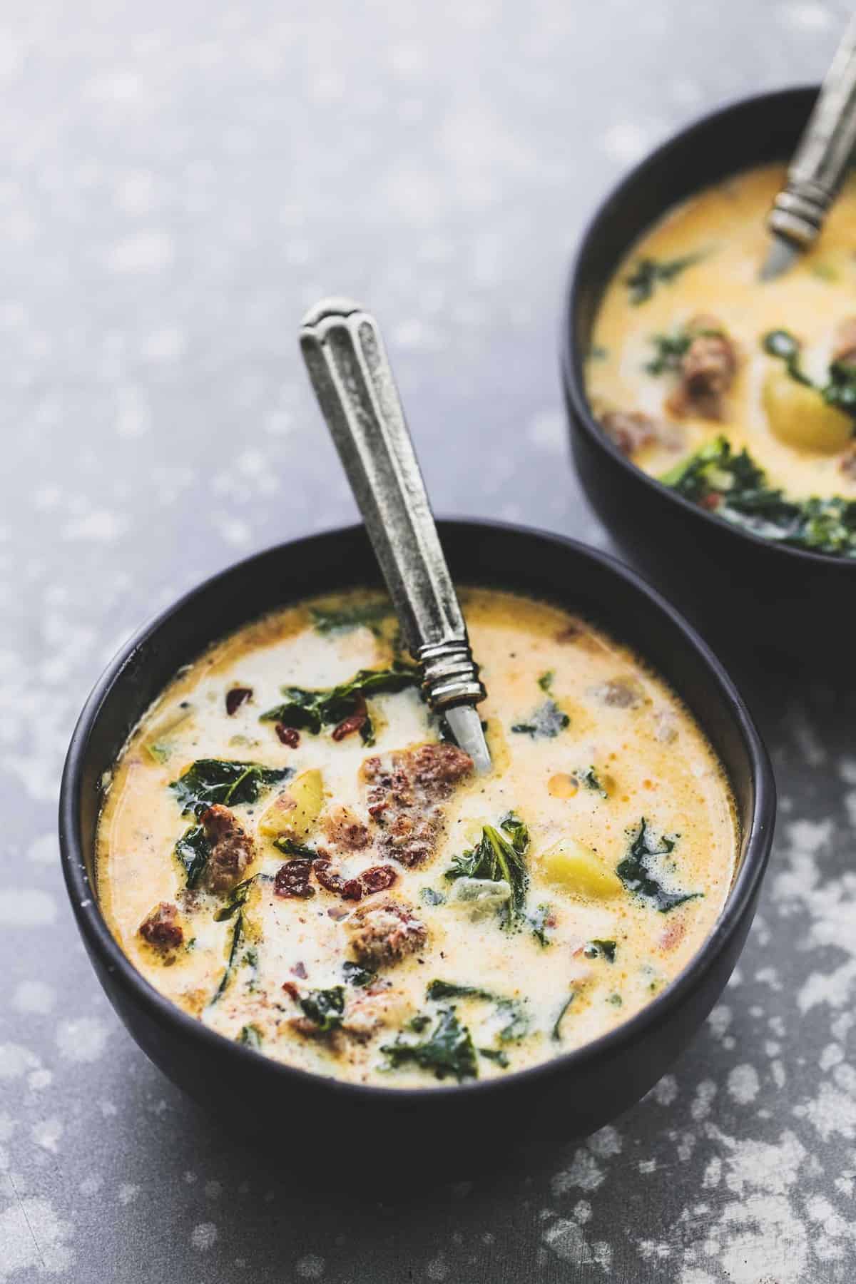 Easy Olive Garden Zuppa Toscana Soup | Creme De La Crumb