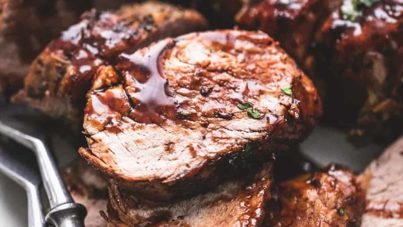 Instant Pot Balsamic Pork Tenderloin recipe | lecremedelacrumb.com