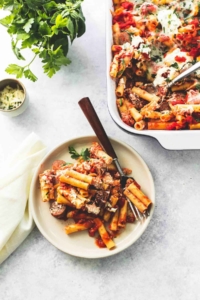Baked Ziti with Ricotta and Sausage easy dinner recipe | lecremedelacrumb.com