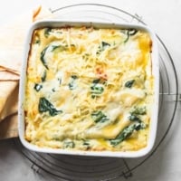 Easy White Chicken Lasagna with Spinach recipe | lecremedelacrumb.com