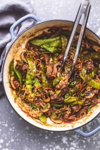 Quick and Easy Beef Noodle Stir Fry recipe | lecremedelacrumb.com