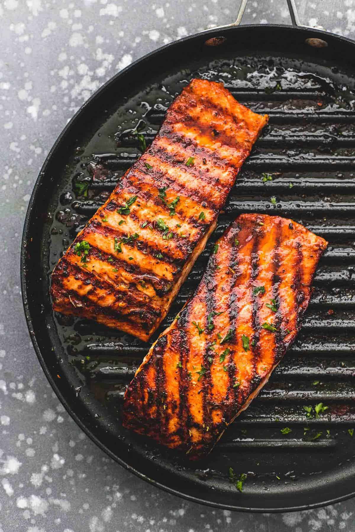 Cajun Honey Butter Grilled Salmon easy healthy dinner recipe | lecremedelacrumb.com