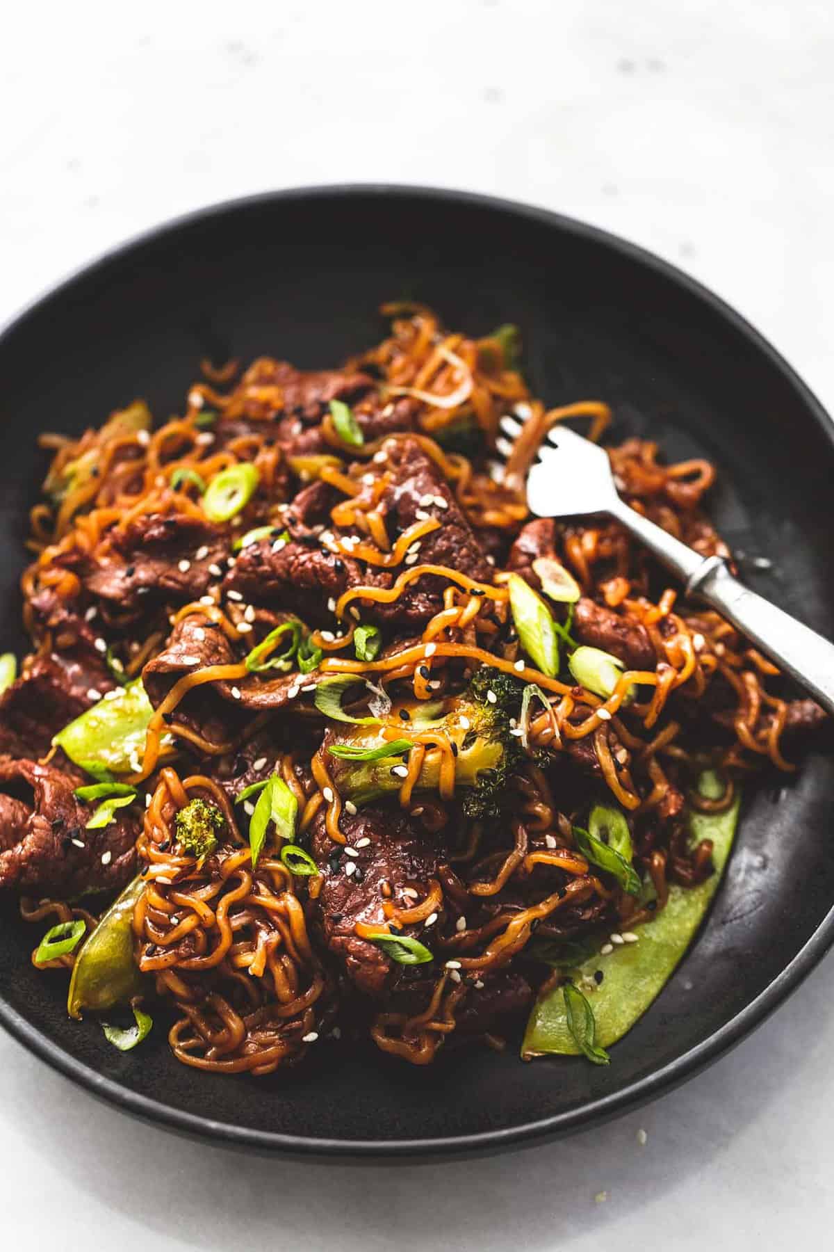 Teriyaki Steak Stir Fry easy dinner recipe | lecremedelacrumb.com