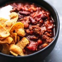 Best ever easy INSTANT POT BEEF CHILI with ground beef, fire roasted tomatoes, and tons of flavor! | lecremedelacrumb.com