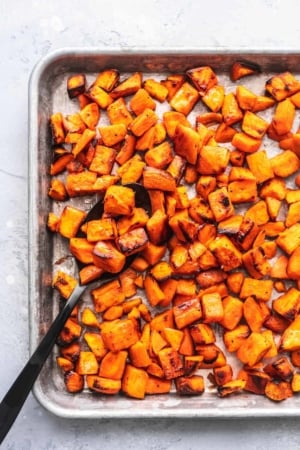 Easy, crispy and savory oven ROASTED SWEET POTATOES recipe | lecremedelacrumb.com