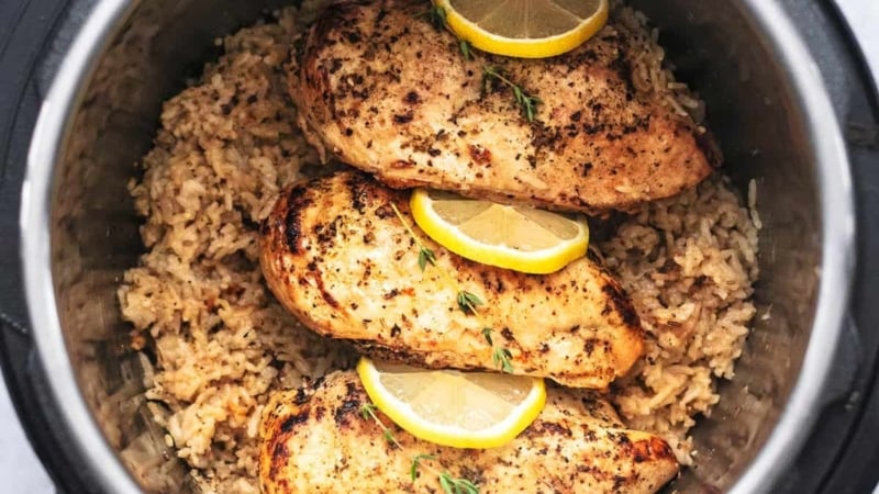 Easy and healthy Instant Pot Chicken Breast and Rice dinner recipe | lecremedelacrumb.com