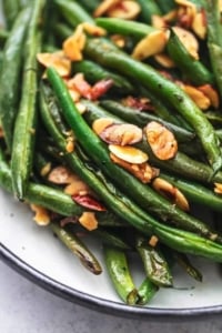 up close cooked green beans with almonds