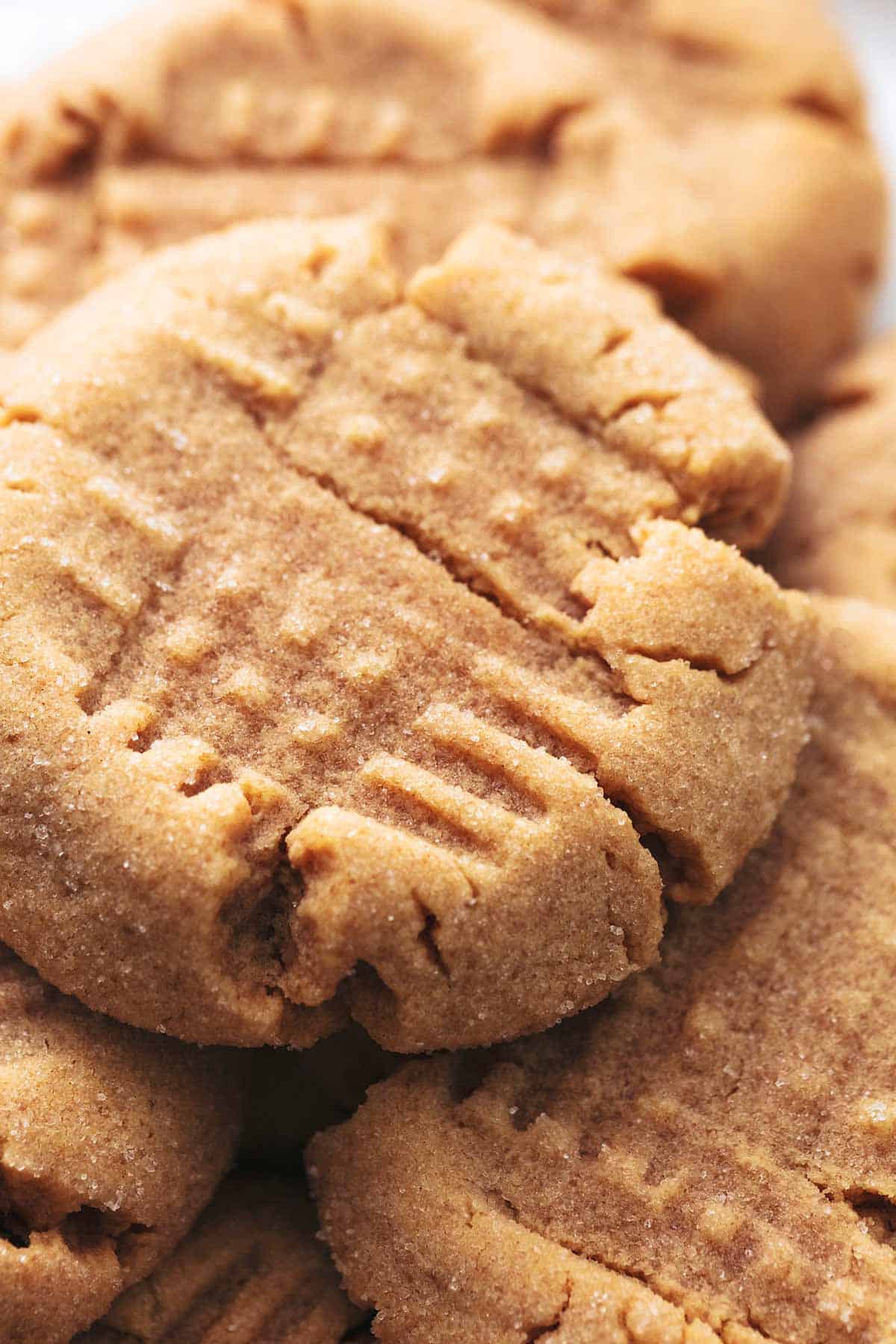 up close pile of peanut butter cookies