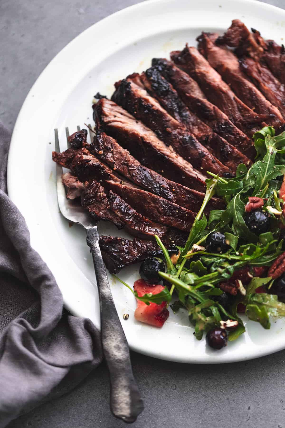 https://www.lecremedelacrumb.com/wp-content/uploads/2022/07/skirt-steak-marinade-12sm-8.jpg