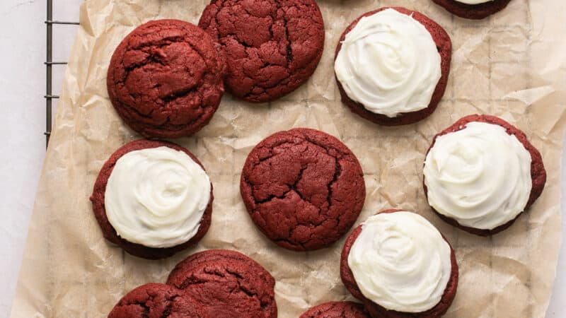 red velvet cookies some with and without frosting