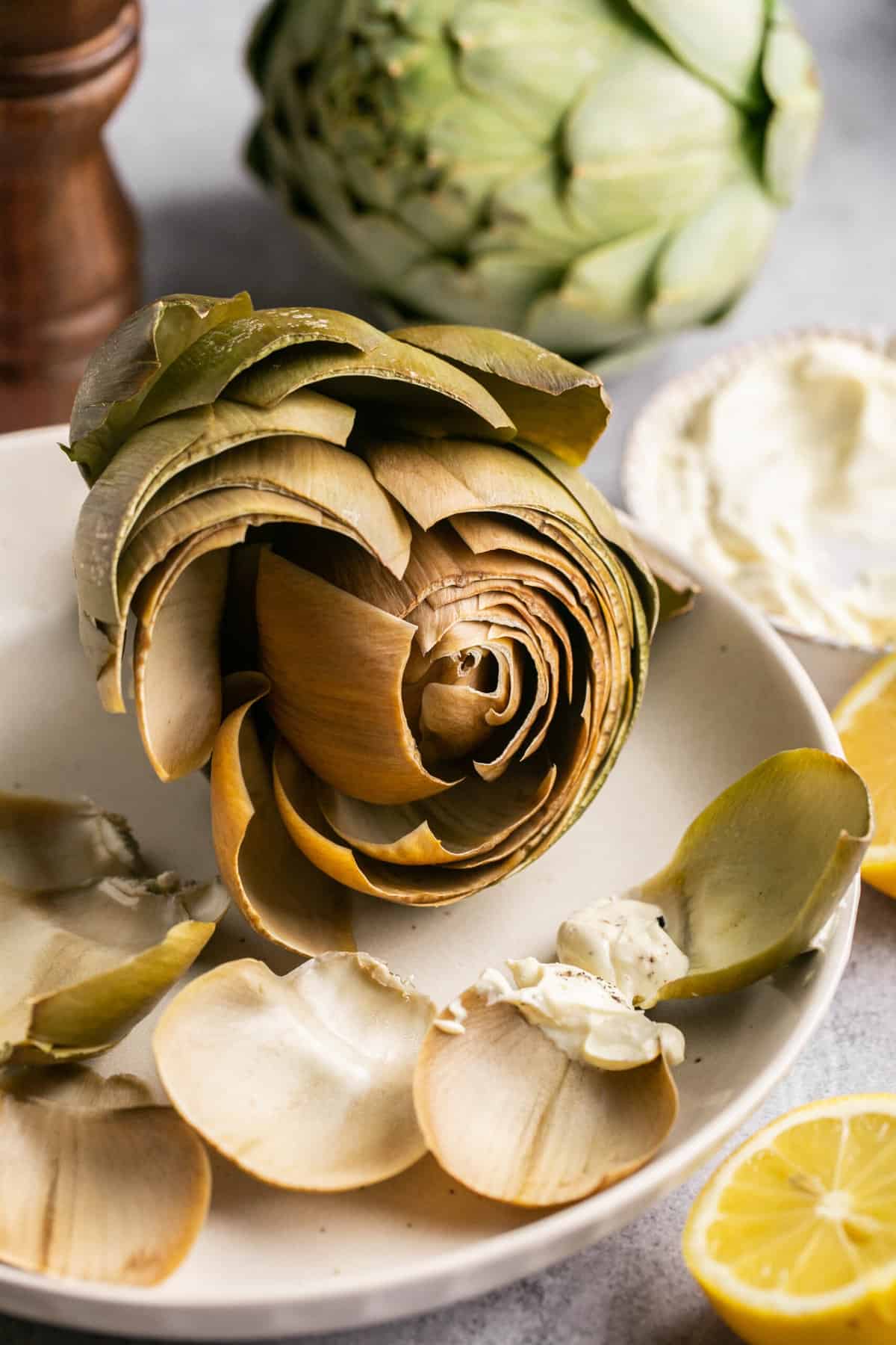 cooked artichokes with dipping sauce