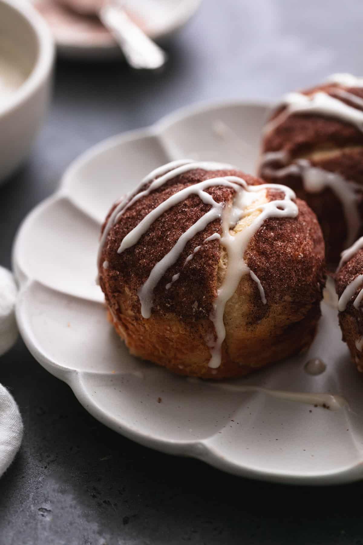 baked crescent cinnamon roll