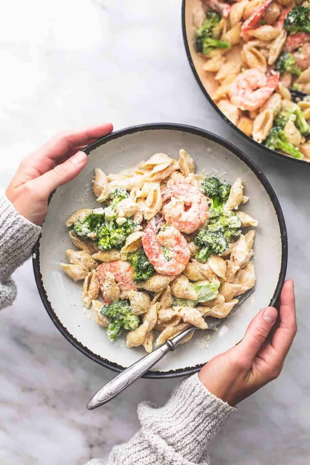 Shrimp and Broccoli Alfredo Creme De La Crumb
